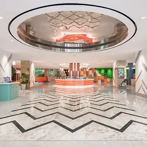 Furama Riverfront Otel